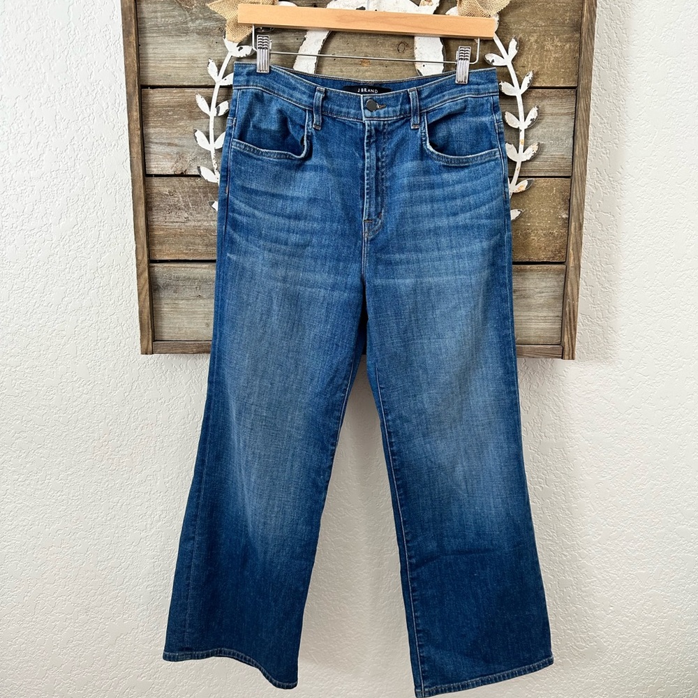 J. Brand Joan crop Striker wash stretch cotton‎ denim size 29